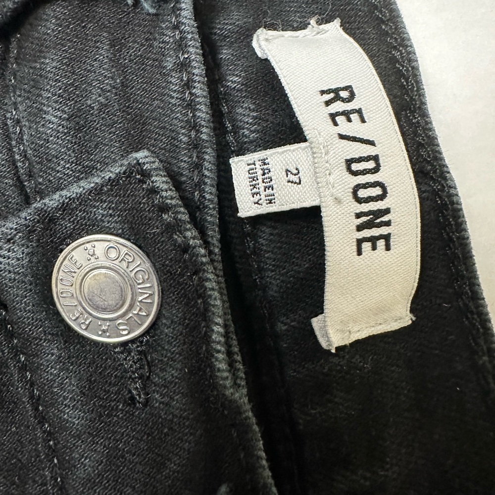 Re/Done  knee Ripped  Jean 🪻 - Picture 8 of 9